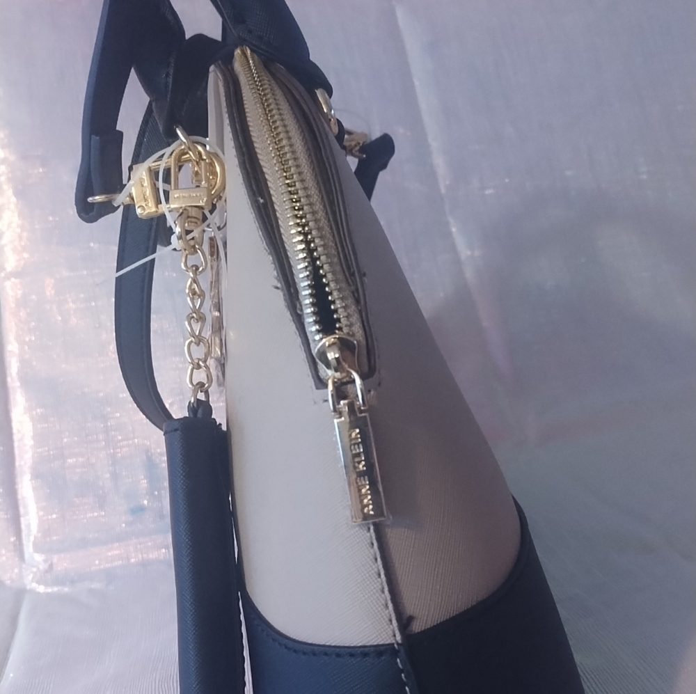 ✨Anne Klein Triple Compartment Dome Satchel With 3 Holder Card Case - Picture 4 of 8